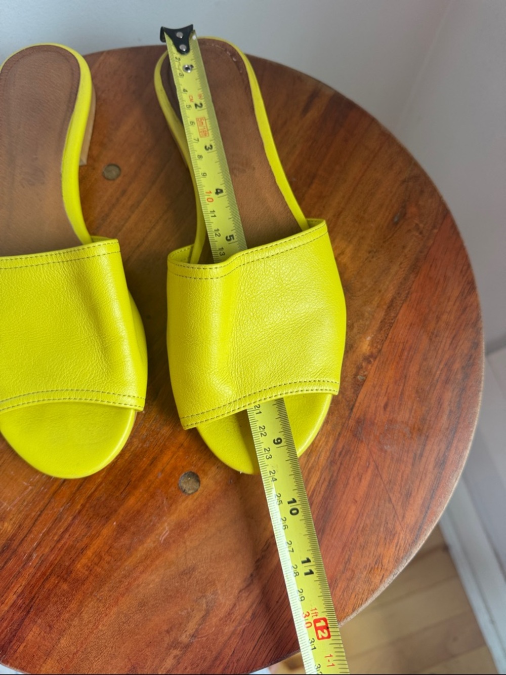 L'INTERVALLE Yellow Leather Slide Sandals - Picture 7 of 7